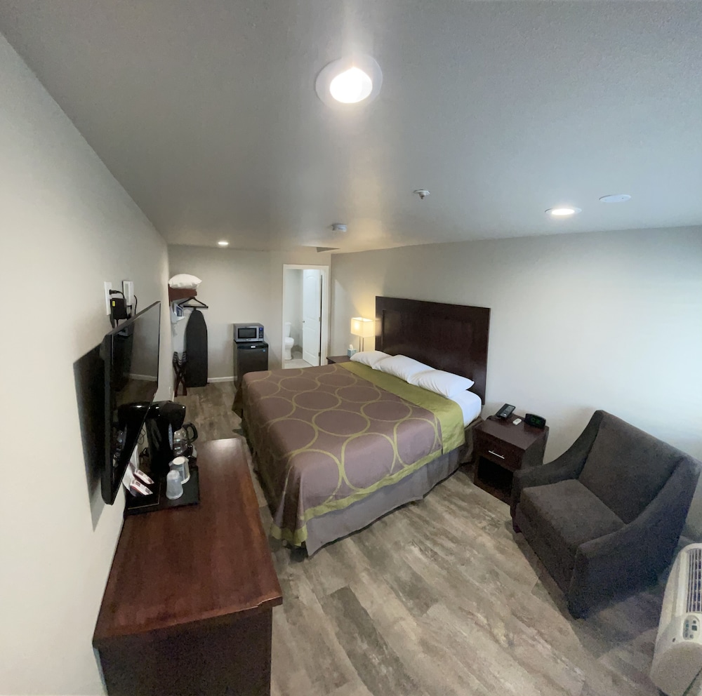 Photo 11