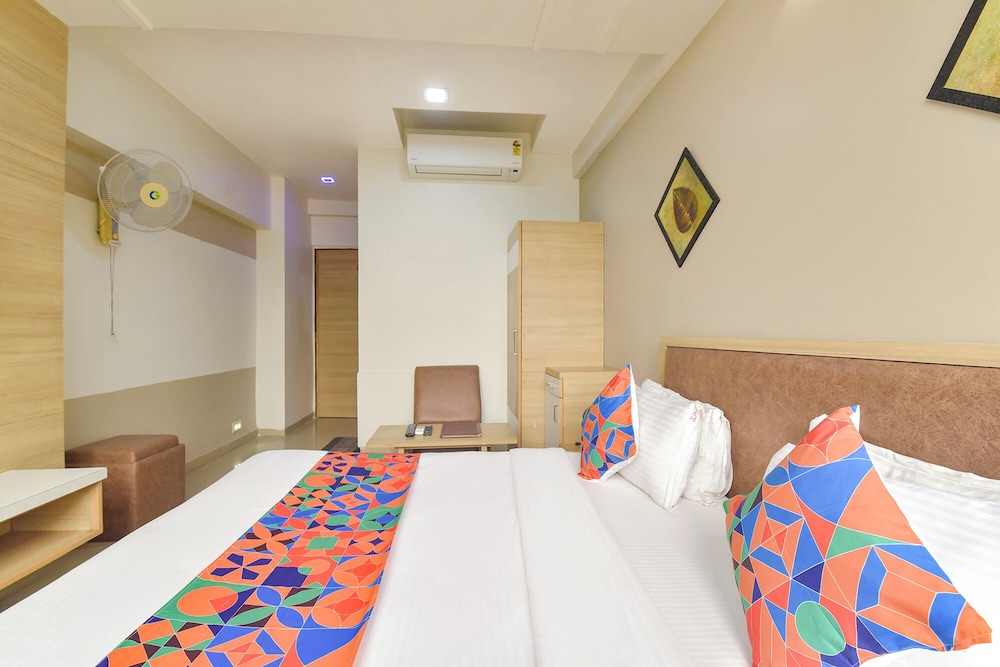 Fabhotel Soham Palace