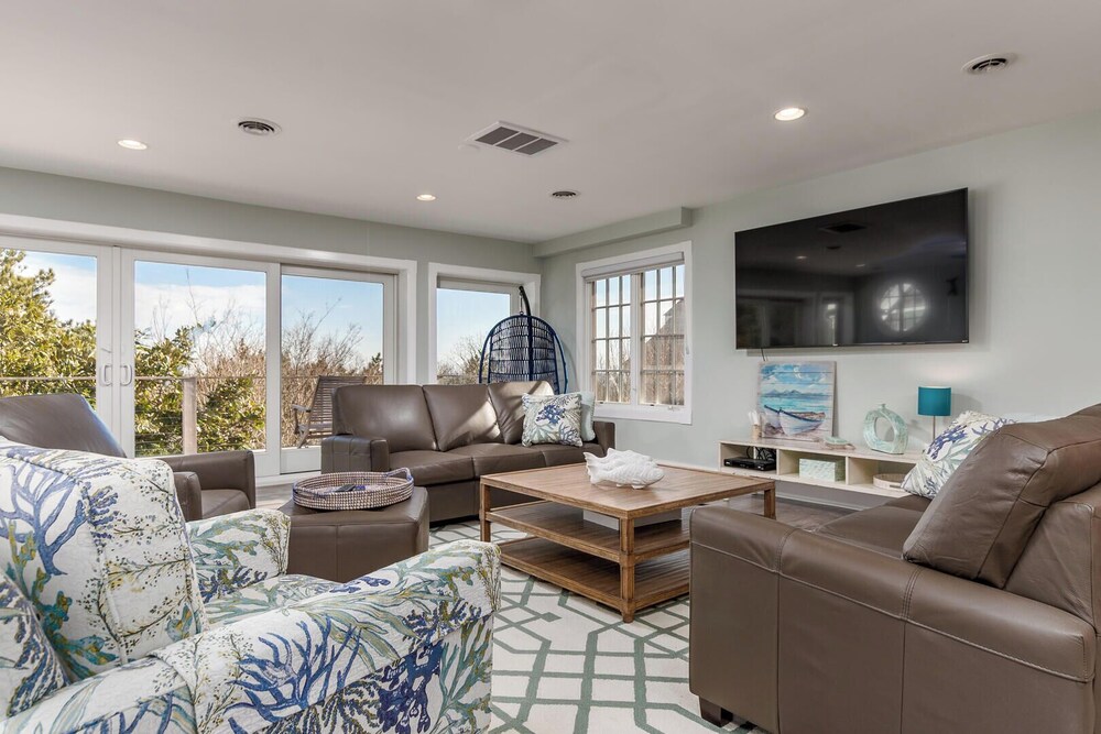 Surf Avenue 48