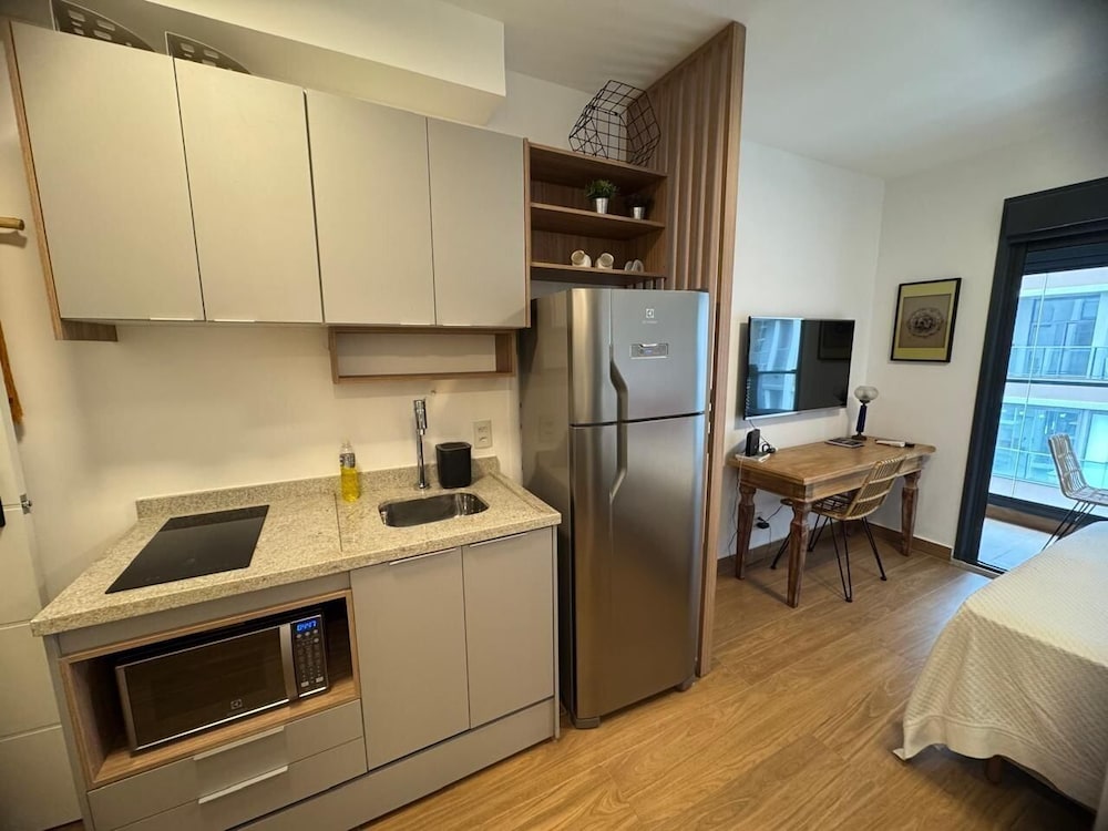 Haus Mitre Residences