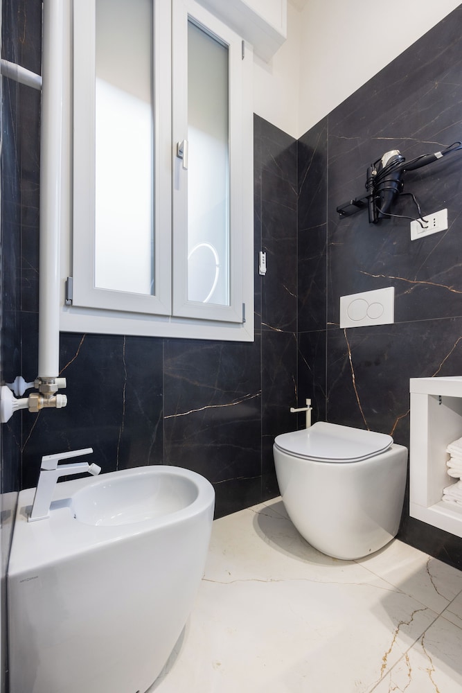 Excelsior Station Suite