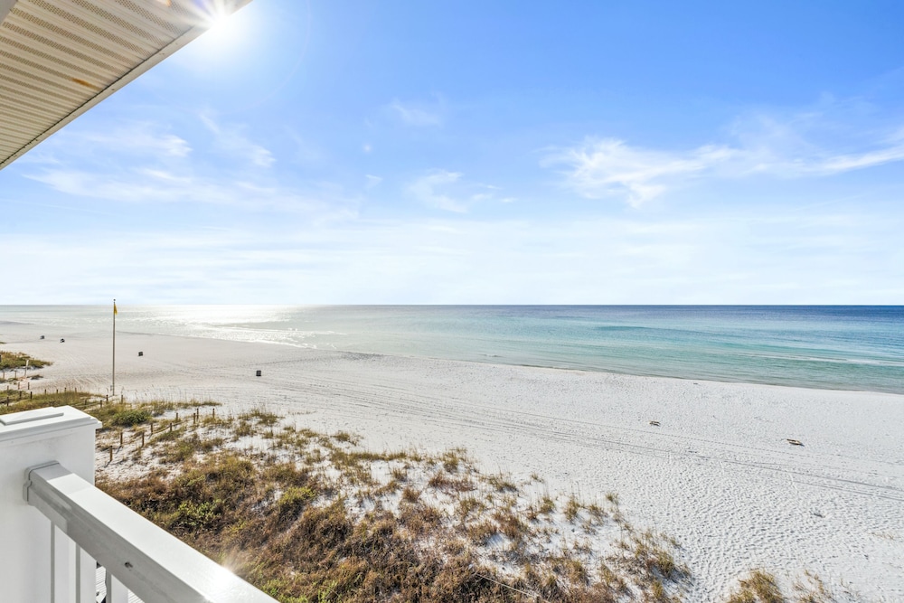 Southern Exposure Townhome by Panhandle Getaways