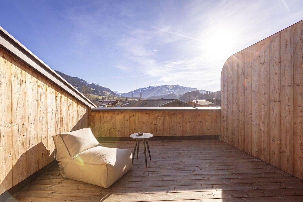Apartment With 3 Private Terraces