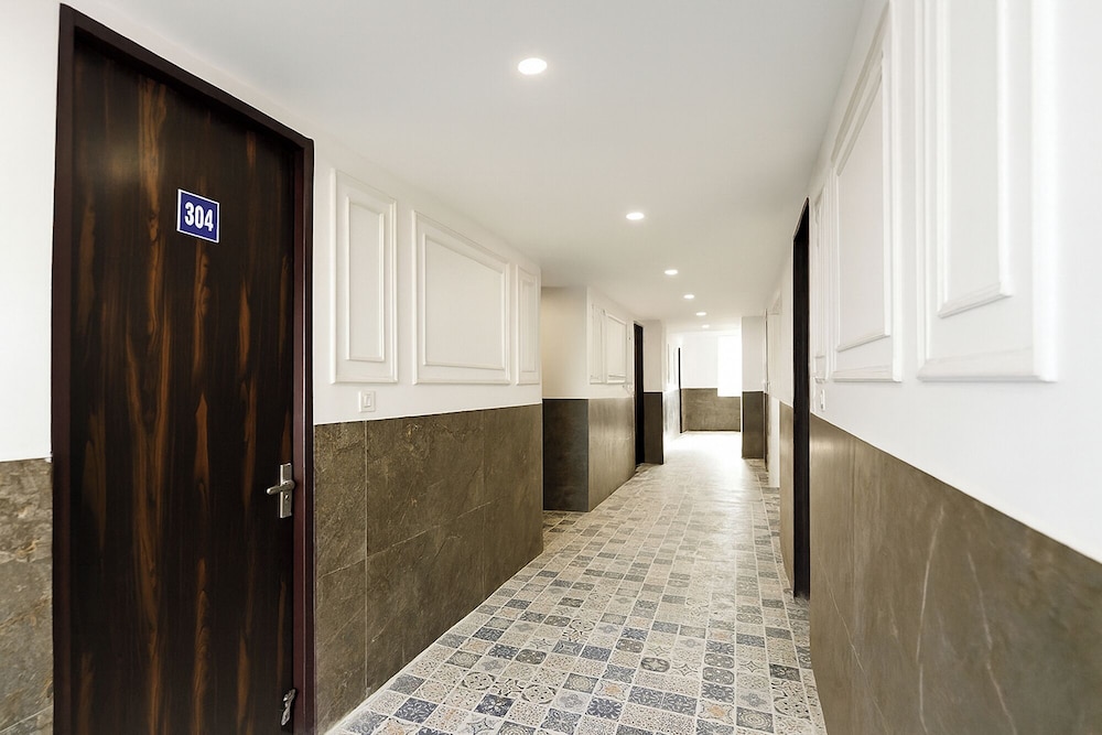 Fabhotel Dream Stay Inn