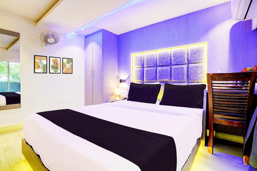 Pleasant Stays Near Powai Lake Mumbai