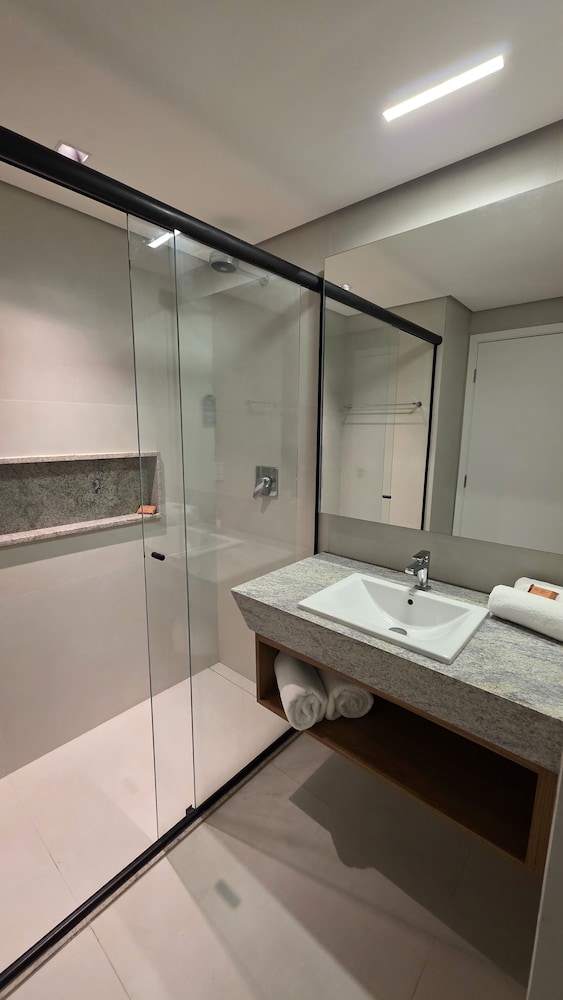 Gav Resort Piscinas Naturais by La Playa