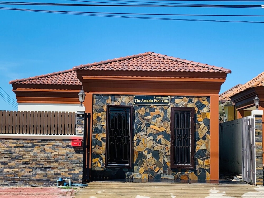 Hotel The Amazia Pool Villa - Image 1