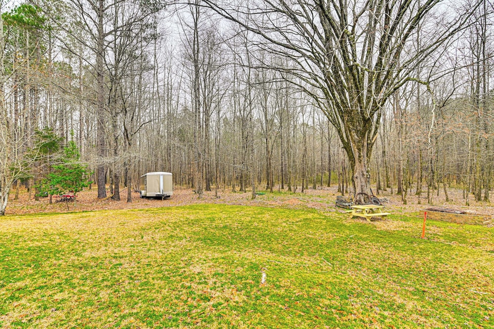 Hike & Fish: Family-friendly Louisville Home