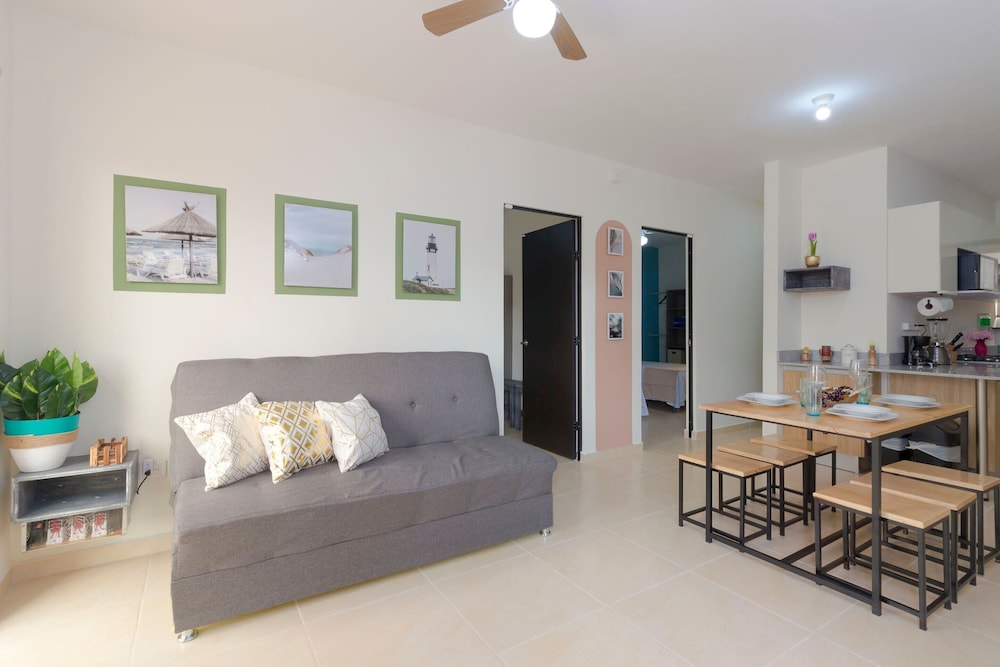 Breezy & Bright Full Apartment