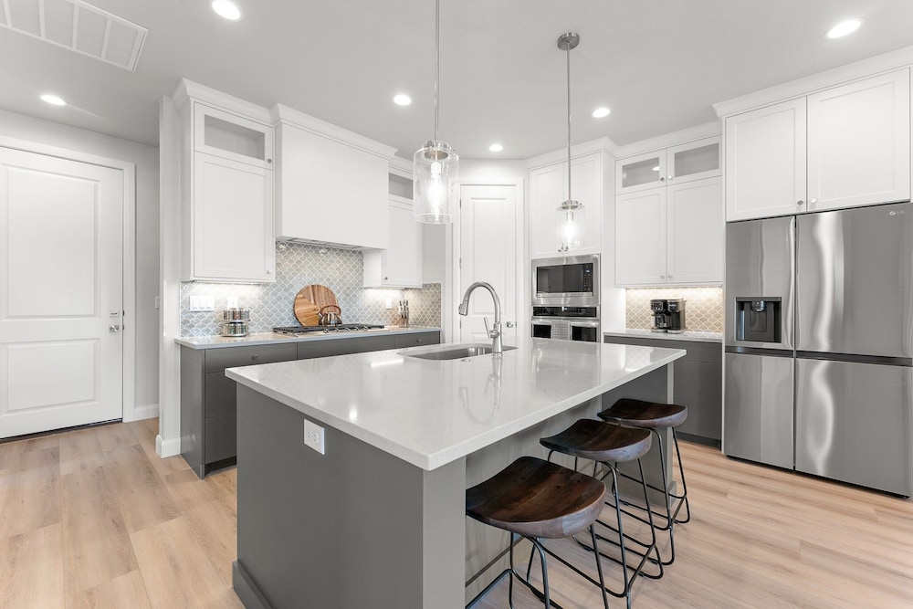 Oasis Retreat 5 Bedroom Townhouse