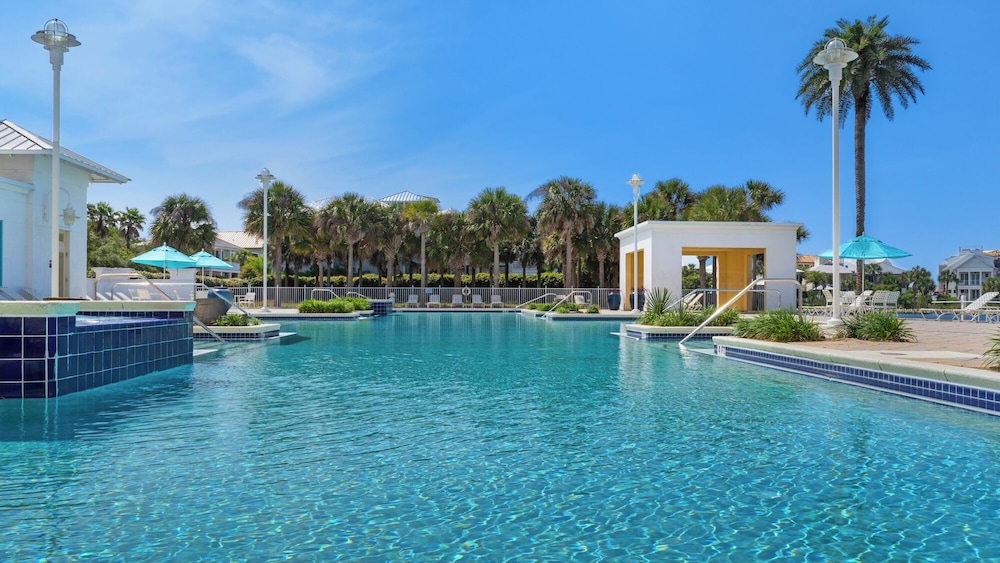 Lakefront Haven in Carillon Beach