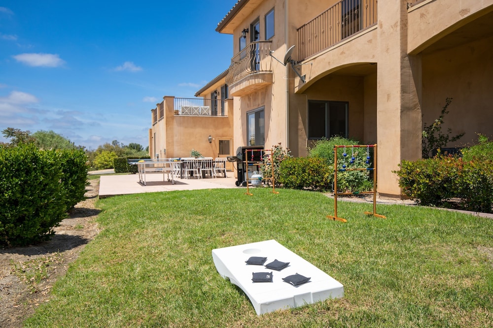 Palazzo Del Sol By Avantstay Breathtaking Home w Mountain Views Hot Tub