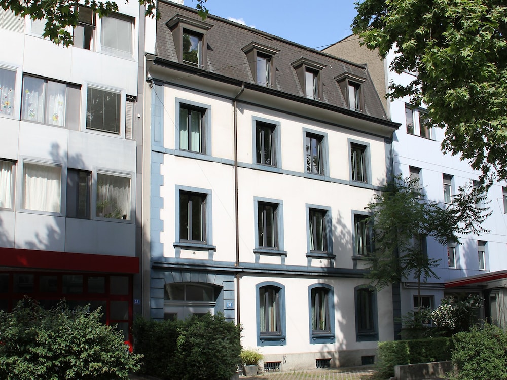 Hotel Apartments Spalenring10 - Image 1