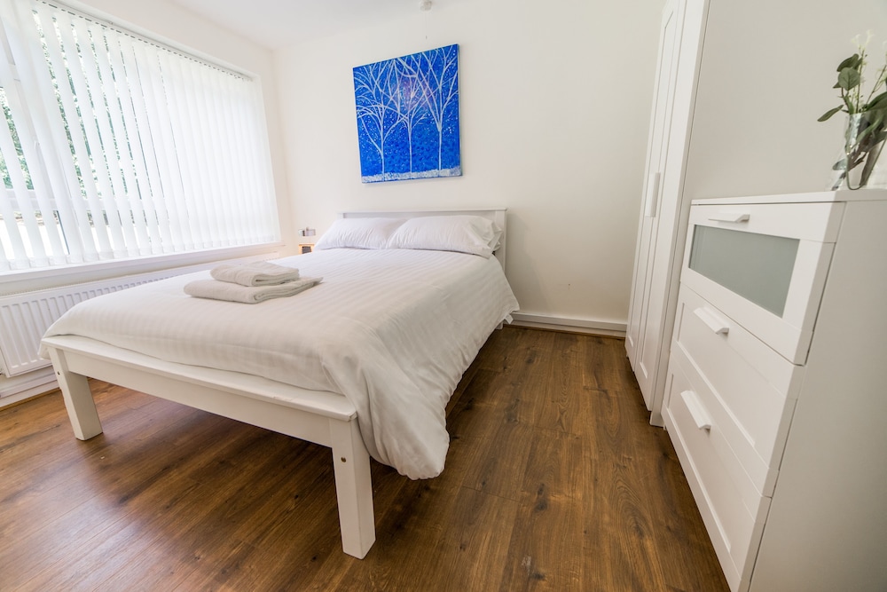 The Whetstone exclusive oasis view 3