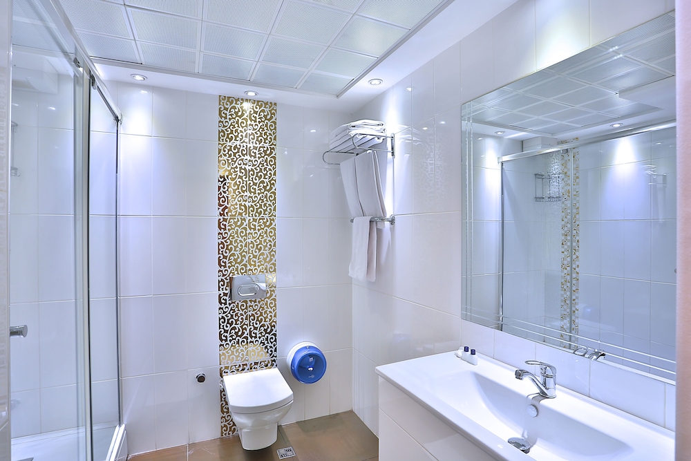 Grand Madrid Otel - Image 23