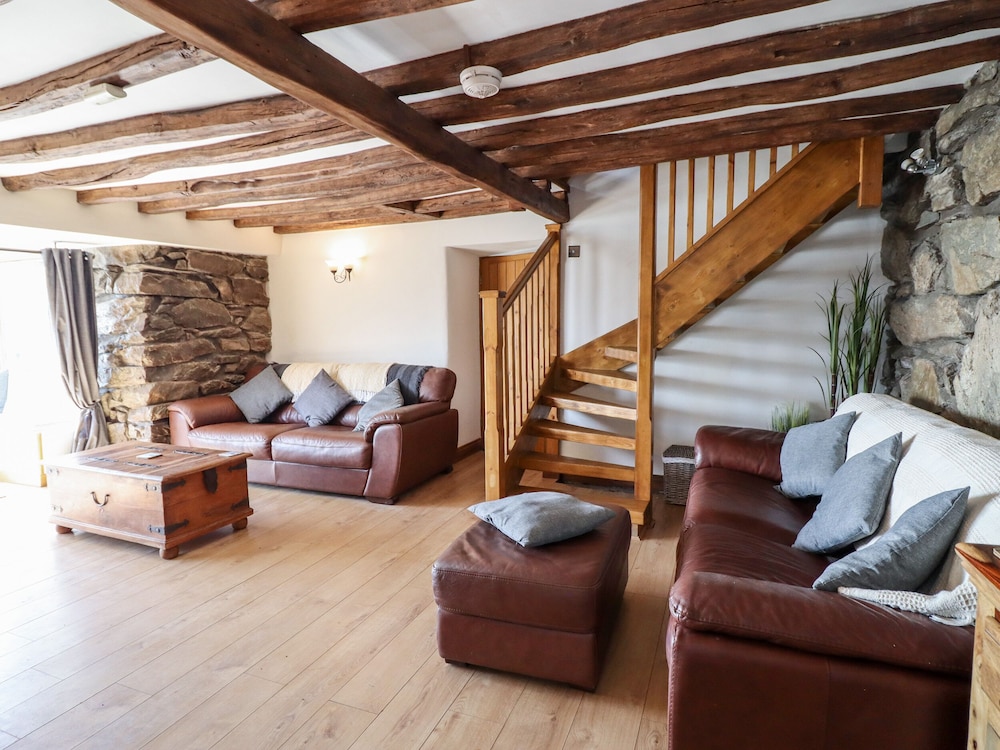 Ty'n-y-ffynnon Cottage