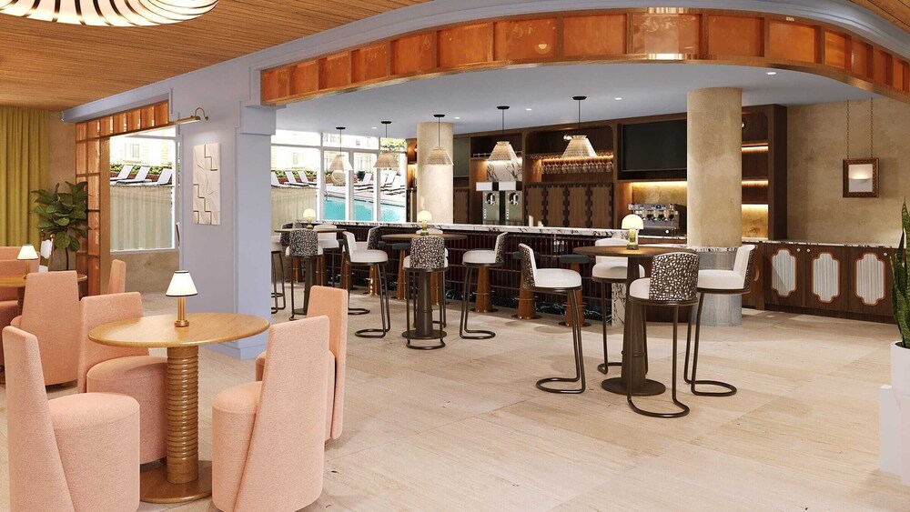 4 King Suites Resort-style Amenites w/ Pool, Bar, Dining, Terrace The Code by Avantstay