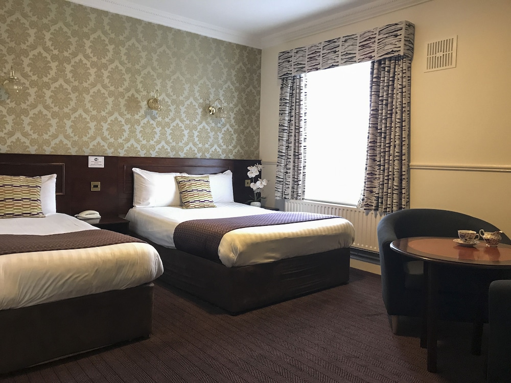 Kilkenny Vacations - The Club House Hotel - Property Image 27