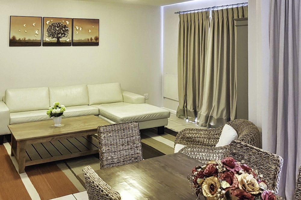 Moda Rossi, Langebaan 8-sleeper
