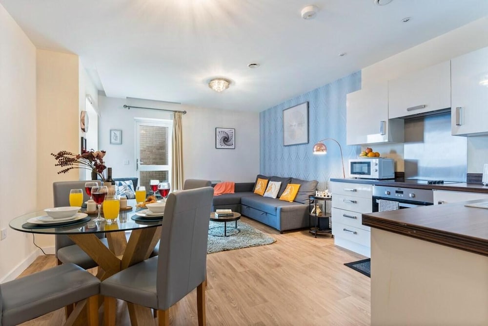 Tranquil Telford Retreat With 2 Bedrooms
