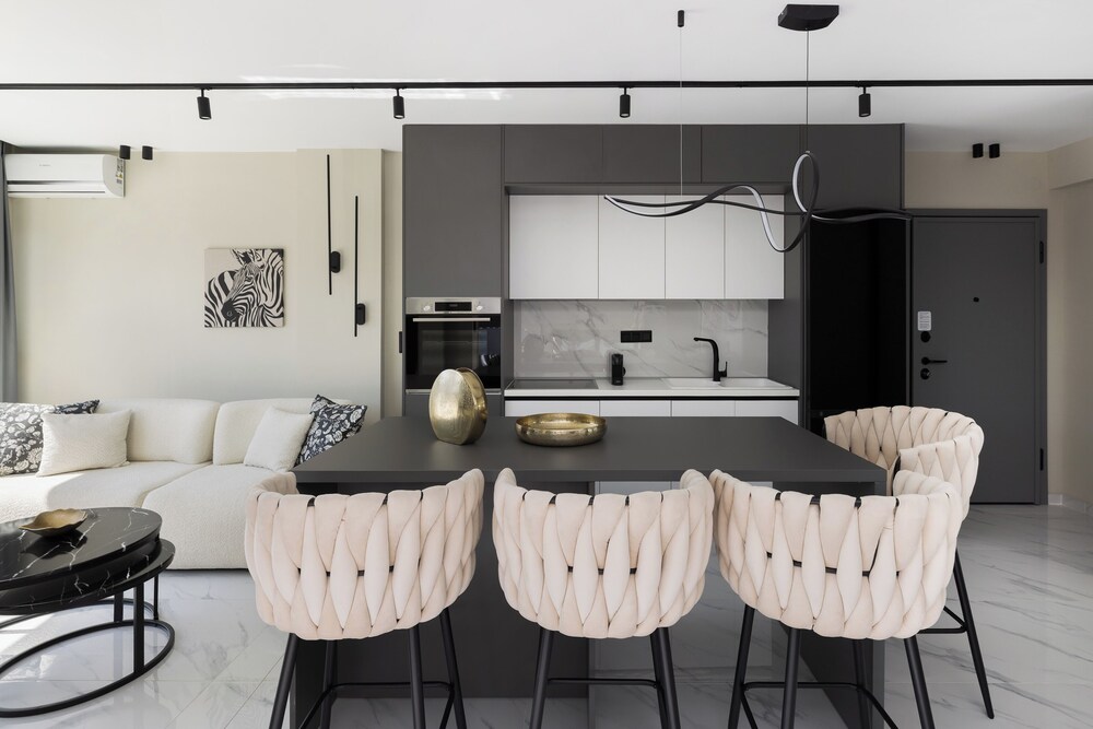 Ophelia Suites by halu!