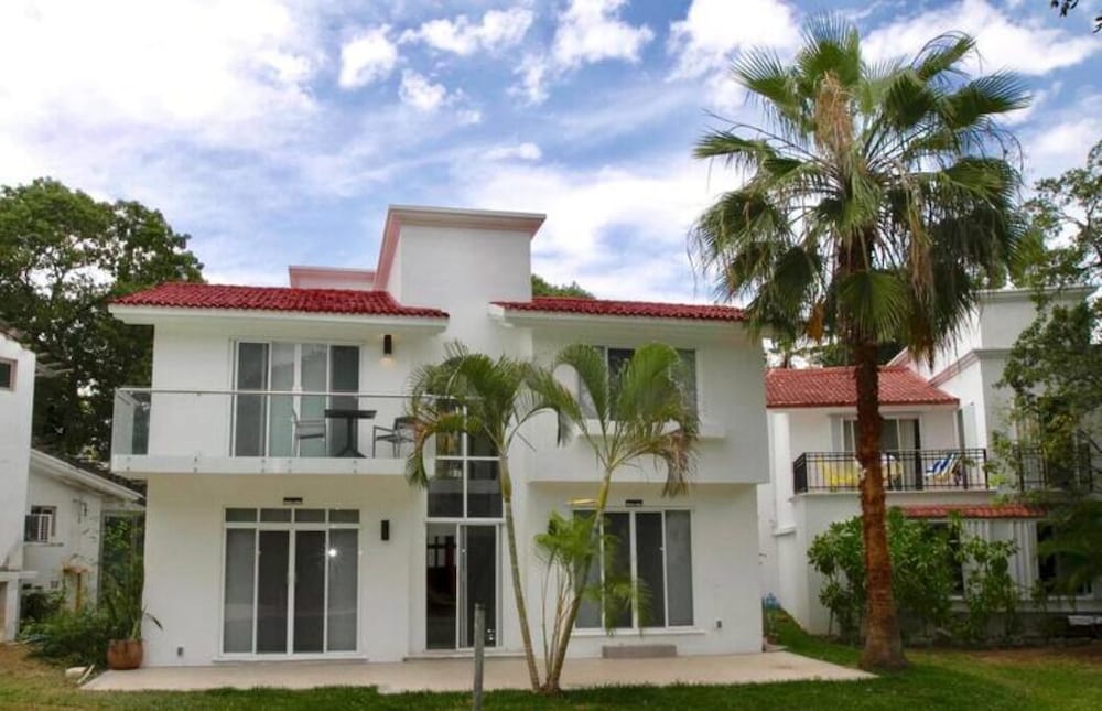 Playacar Villa 10 pax ruins & beach view 5
