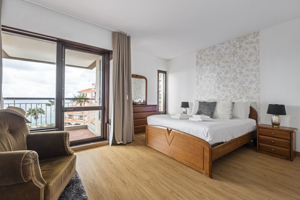 Summertime Stay by Madeira Sun Travel