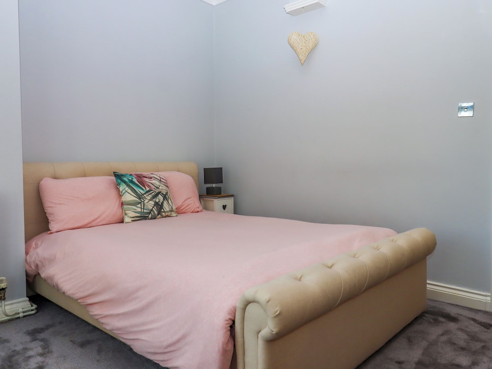 Flat 2