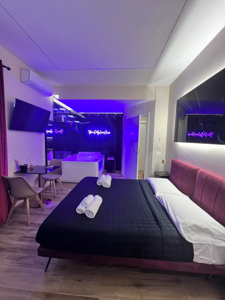 Raffaelli Suite