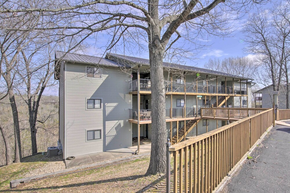 Branson West Condo < 2 Mi to Silver Dollar City!