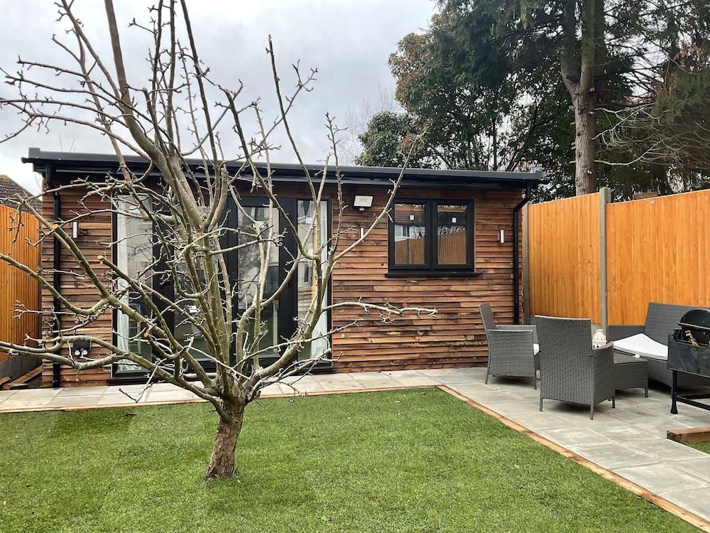 outdoor bbq area