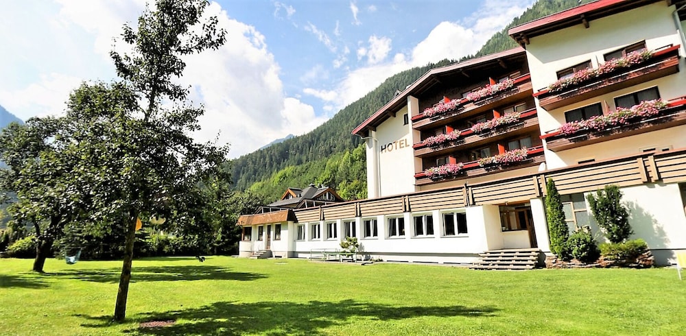 Hotel Kajetansbruecke