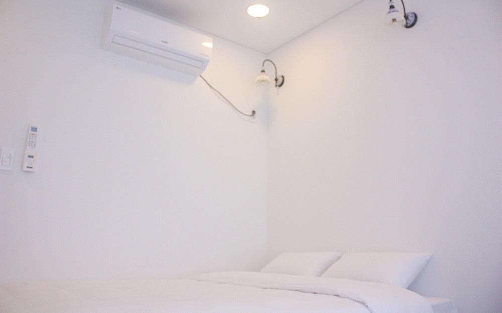 Jeju Hyeopjae Seojjok Guest House view 5
