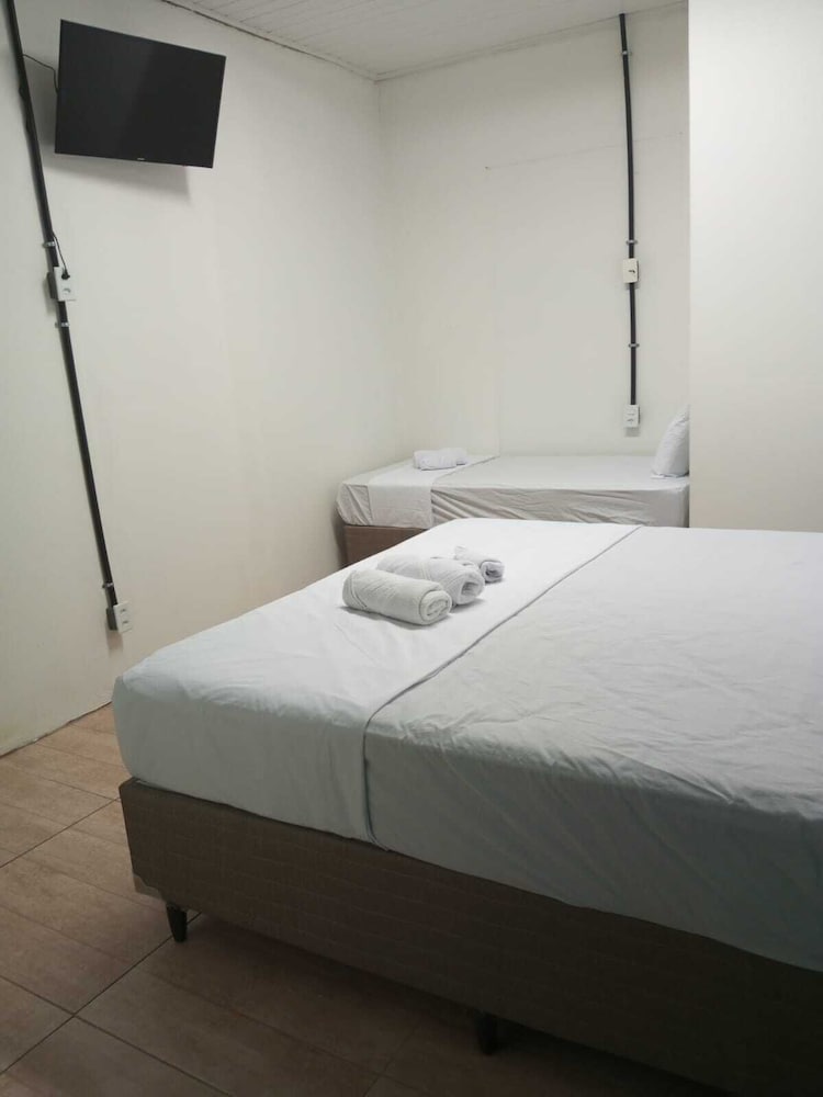 Grand' Hostel