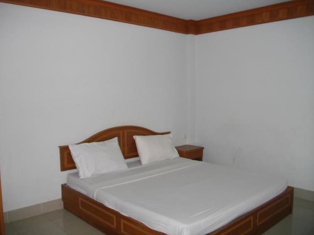 Hotel Yong Dee Apartment - Image 1