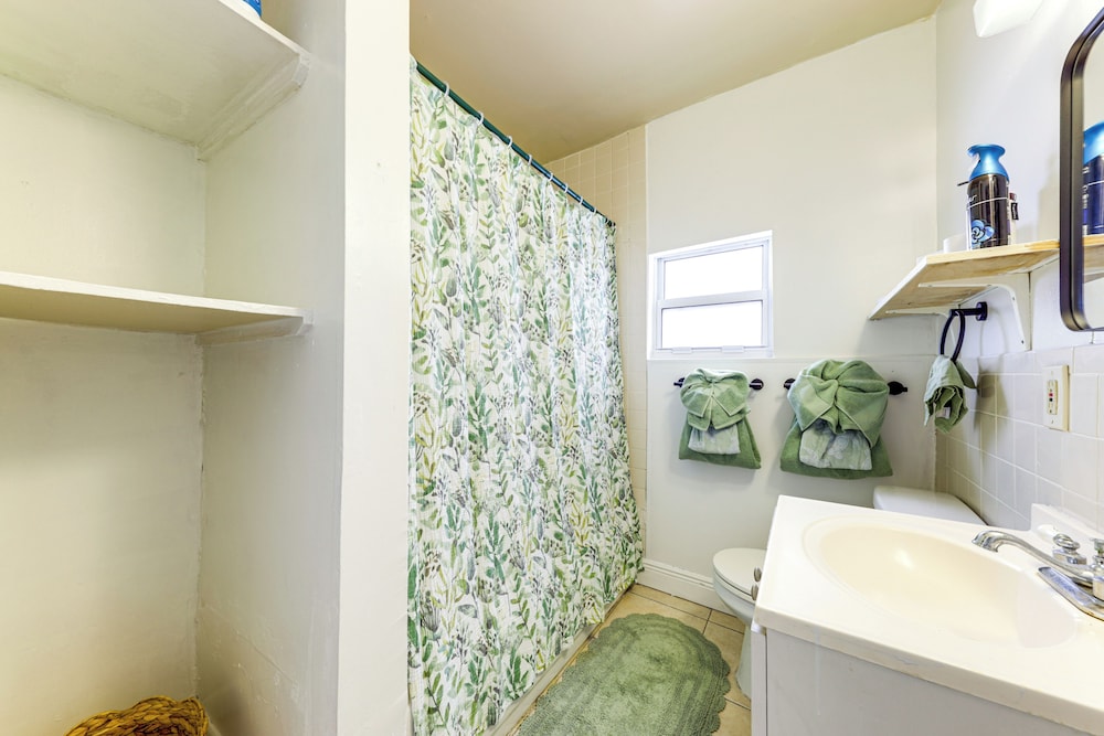 3 Mi to Beach: Pet-friendly Gem in Hollywood