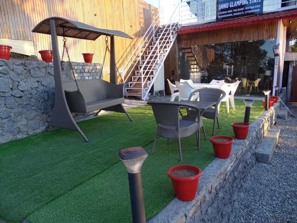 Shiku Glamping Stays
