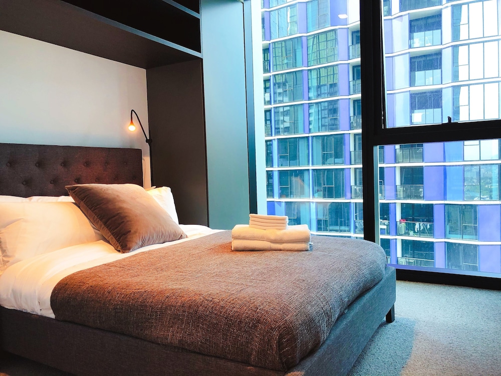 CBD Amazing view 2 Bedrooms Apartments view 5