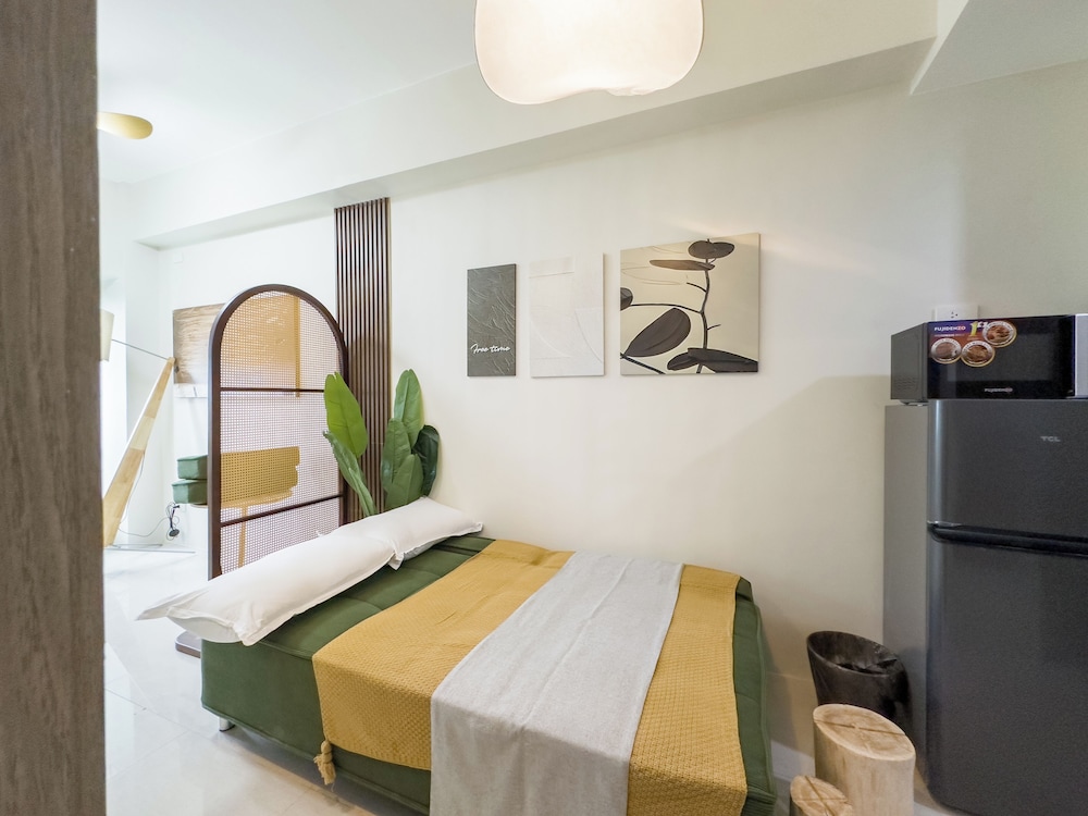 GemstoneBR in SMDC Field Residences