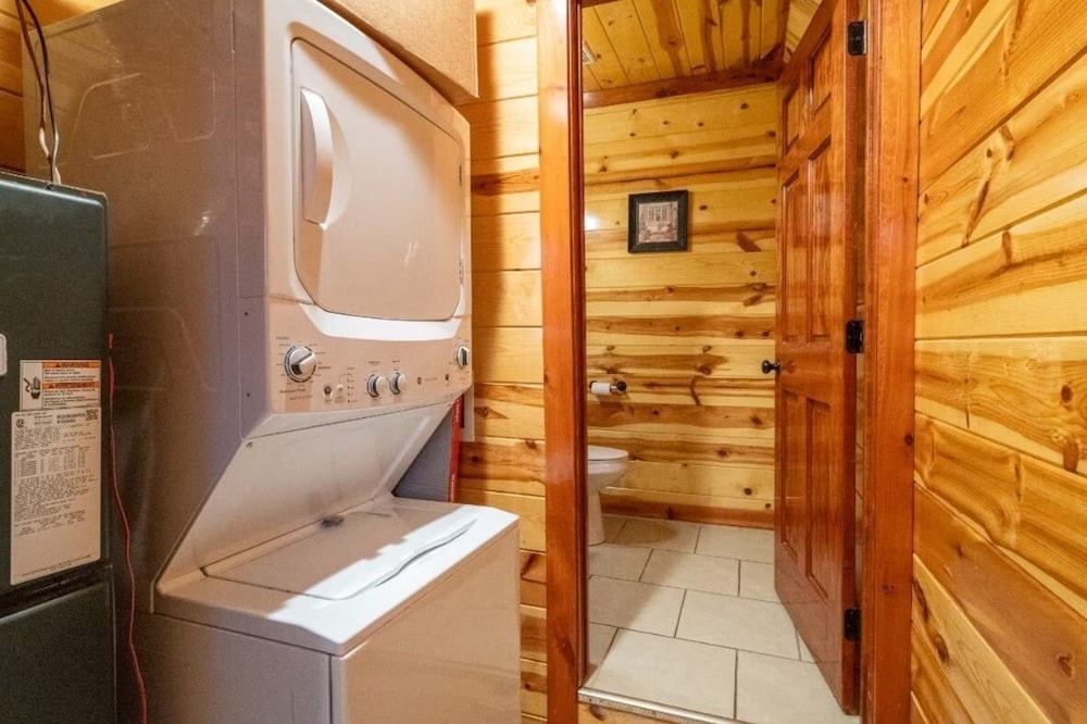 The Only Tenisee 4 Bedroom Cabin