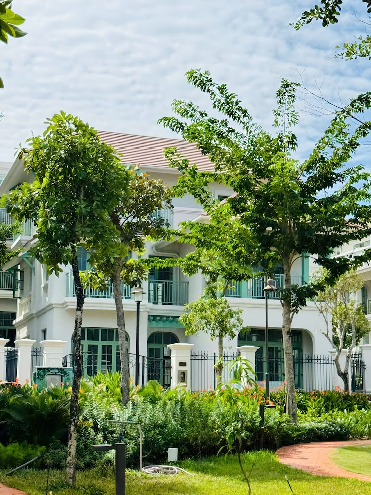 Hayha Villa - Tropical Garden Khem Beach