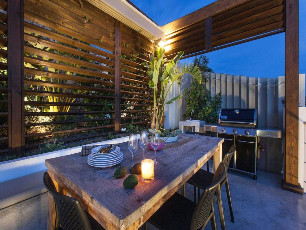 Holiday Home With Private Jacuzzi