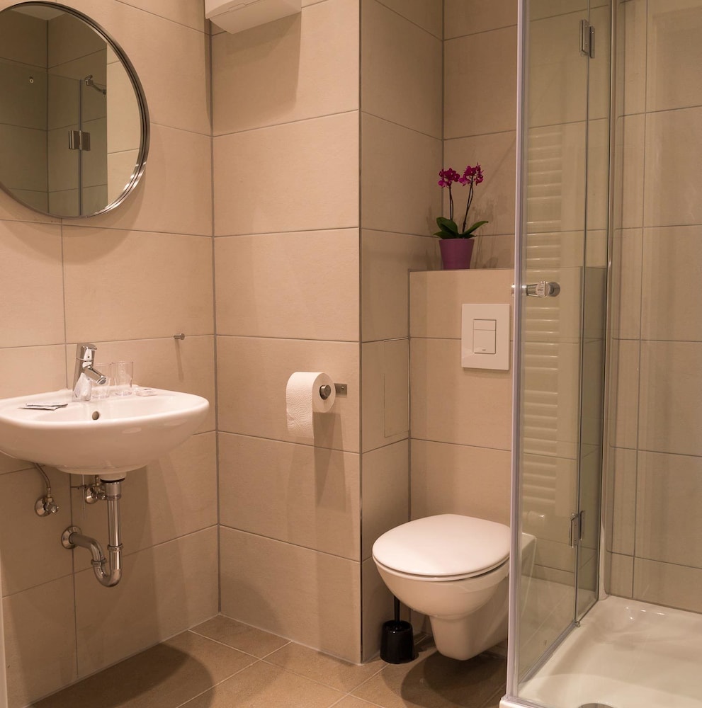 Frankfurt Vacations - Hotel Forty Four - Property Image 14