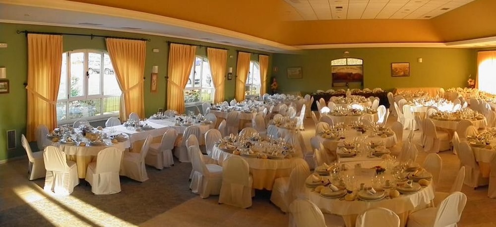 Hotel La Mora - Property Image 13