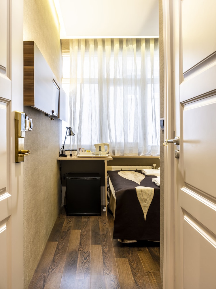 Goldengate Otel - Image 9