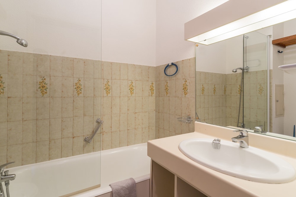 Hyeres Vacations - Residence Pierre Vacances Hyeres Le Port - Property Image 23