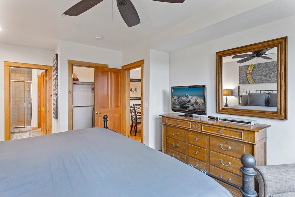 Trail's End Lodge at Deer Valley Resort - One Bedroom Residence with Spa #104 1 Condo