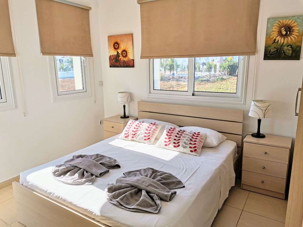 Kristina Villa - Private Pool Wifi and BBQ