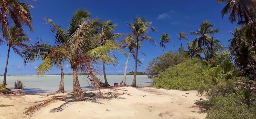 Rangiroa Tiputa Lodge B&B