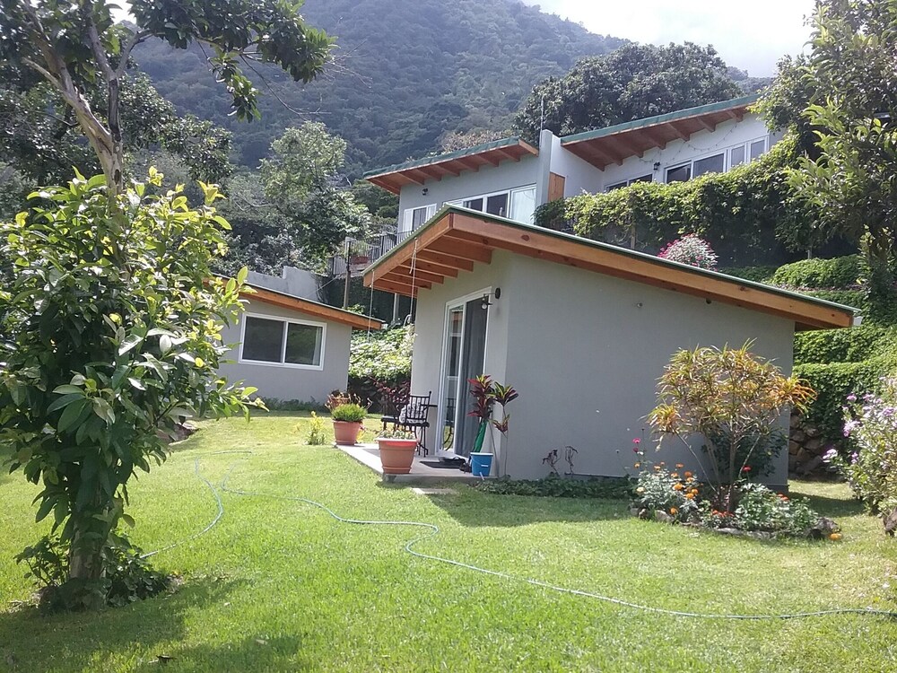 Photo 18